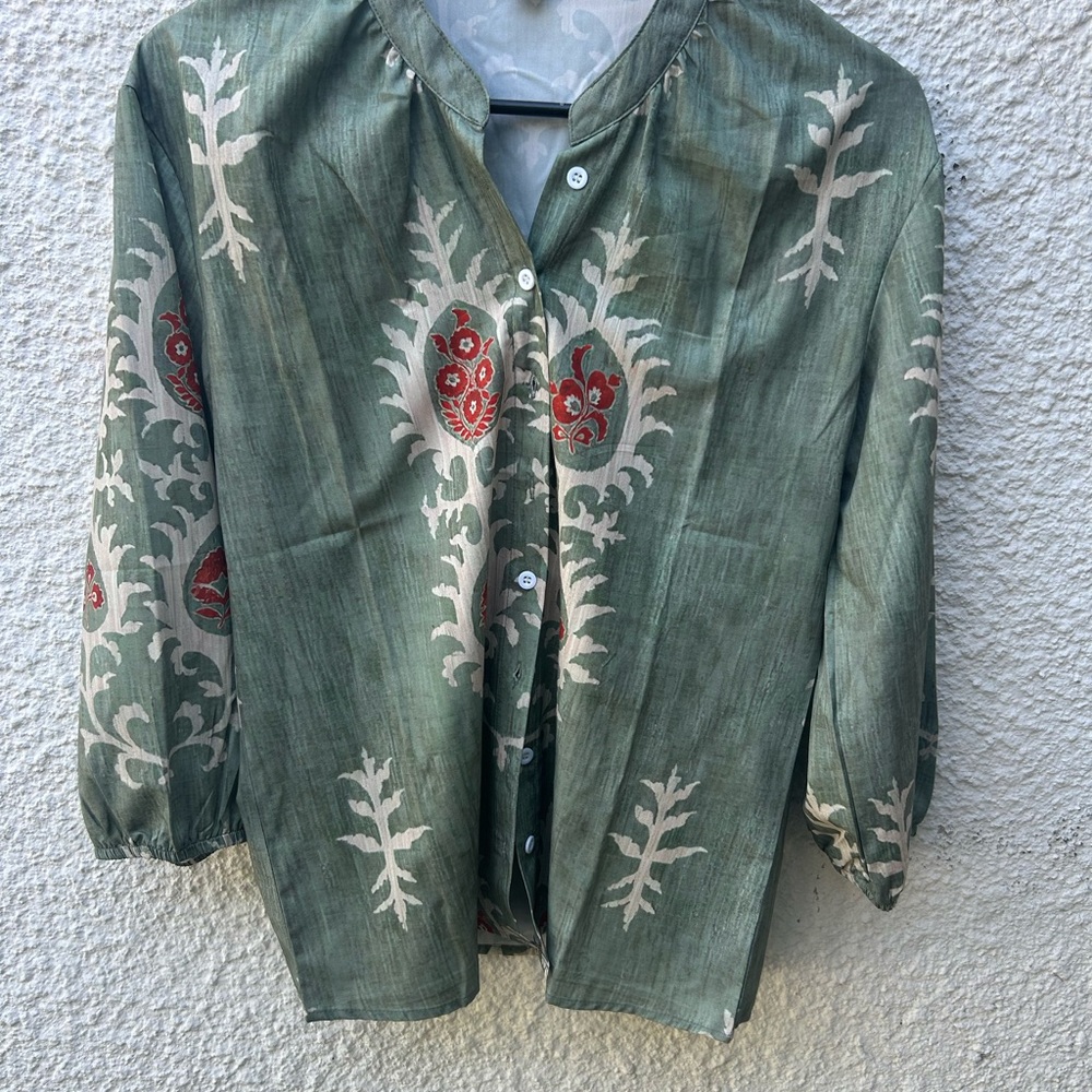 SHEIN Green Floral Blouse
